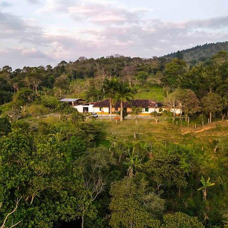圣希尔 La Hacienda旅舍 外观 照片
